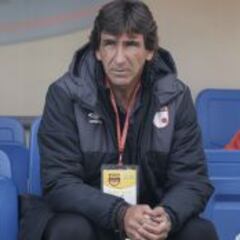 Presidente de Santa Fe: "Costas tiene ofertas del exterior”