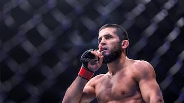 Russia's Islam Makhachev reacts after his Lightweight bout against Australia's Alexander Volkanovski during the Ultimate Fighting Championship 294 (UFC) event at the Etihad Arena in Abu Dhabi on October 22, 2023. (Photo by Giuseppe CACACE / AFP)