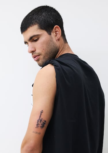 Con el tatuaje el tenista español deja impreso en su piel un recuerdo por su segunda victoria en el US Open.