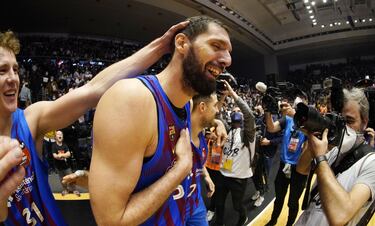 Mirotic, MVP de la final. 