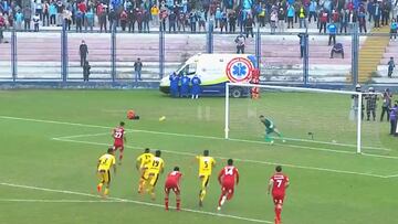 ¡Es la réplica del penal que tapó Bravo a Candelo! Y pasó en el minuto 96