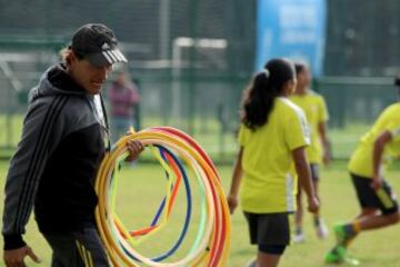 Independiente Santa Fe confecciona actualmente la nómina que buscará ser el primer campeón de la liga profesional femenina que iniciará en el año 2017.