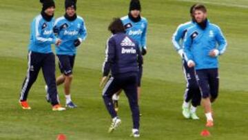 Ramos acabó tocado ante el Borussia y será baja mañana