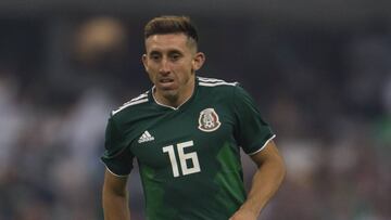 El mediocampista mexicano se realizó una operación de nariz para mejorar su rendimiento en la cancha.