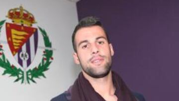 <b>EL SEGUNDO. </b>Fábio Faria llegó ayer por la tarde a Valladolid y será presentado en la mañana de hoy.