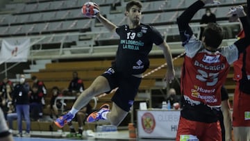 El Bada Huesca sigue en racha