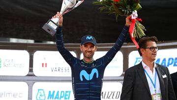 Alejandro Valverde, en el podio de los Tres Valles Varesinos.