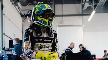 Valentino Rossi durante un test con el BMW del WEC.
