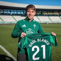 Raúl Blanco: “Tenía varias opciones, pero la del Racing de Ferrol era la mejor para mí”
