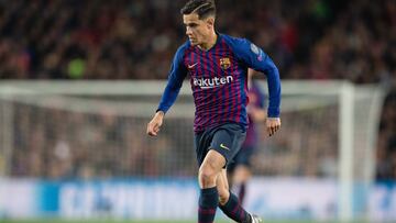 BARCELONA, SPAIN - APRIL 16: Philippe Coutinho of Barcelona controls the ball during the UEFA Champions League Quarter Final second leg match between FC Barcelona and Manchester United at Camp Nou on April 16, 2019 in Barcelona, Spain. (Photo by Matthias