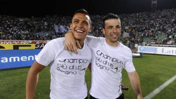 Fichó por el club italiano en 2006 y tras préstamos en Colo Colo y River, volvió para brillar. Con 'Toto' Di Natale armó una dupla temible.