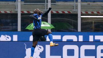 05 December 2020, Italy, Milan: Inter Milan's Romelu Lukaku celebrates scoring his side's first goal during the Italian Serie A soccer match between Inter Milan and Bologna FC 1909 at San Siro Stadium. Photo: Francesco Scaccianoce/LPS via ZUMA W