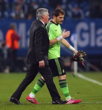 Ancelotti junto a Iker Casillas