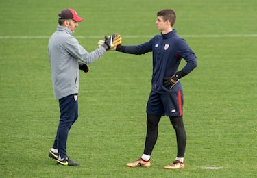Imanol Etxeberria: “Kepa no va a defraudar, está preparado para jugar en el Madrid”