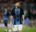 Messi vuelve al entrenamiento con Argentina y prepara el partido ante Perú