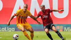 MALLORCA, SPAIN - SEPTEMBER 03: Dani Rodriguez of RCD Mallorca and Romeu of Girona FC competes for the ball during the LaLiga Santander match between RCD Mallorca and Girona FC at Estadi de Son Moix on September 03, 2022 in Mallorca, Spain. (Photo by Rafa Babot/Getty Images)