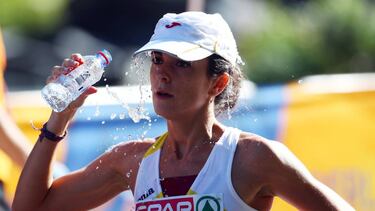 Mar Juárez se refresca durante el europeo del Berlín.