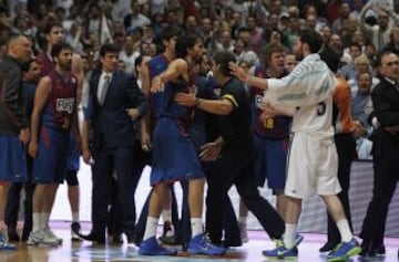 Al final del partido se vivieron situaciones tensas entre los dos equipos