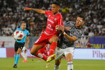 Andrés Vilches enfrentando a Colo Colo, su ex equipo.