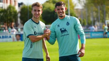 Javi Castro y Javi Montero, del Racing.