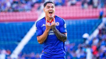 Gabriel Fernandez celebrates his goal 1-1 with Uriel Antuna of Cruz Azul during the 3rd round match between Cruz Azul and Mazatlan FC as part of the Torneo Clausura 2024 Liga MX at Ciudad de los Deportes Stadium on January 27, 2024 in Mexico City, Mexico.