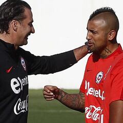 Arturo Vidal defiende a Pizzi: “Le agradezco todo lo que hizo”
