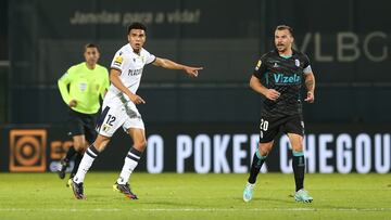 Gustavo Assunçao, ante el Vizela.