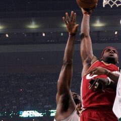 Garnett dice que los Celtics "rompieron a LeBron" en 2010