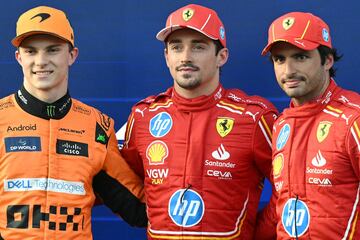 Charles Leclerc (Ferrari), Oscar Piastri (McLaren) y Carlos Sainz (Ferrari). Bakú, Azerbaiyán. F1 2024.