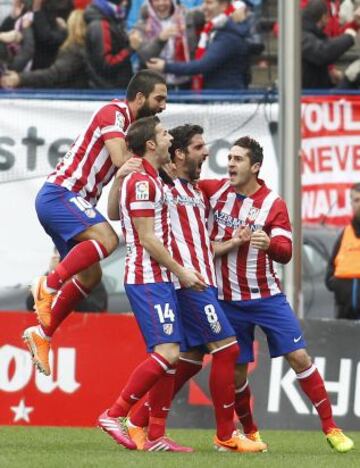 ALEGRIA GOL DE RAUL GARCIA 1-0