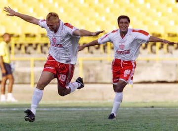 Le anotó un golazo al United en el Mundial de Clubes 2001 y los rumores hablaron de un interés del equipo inglés. Sin embargo, solo quedó en eso.