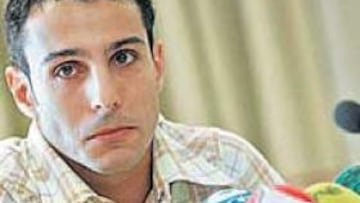 <b>DESEADO. </b>Gustavo López, actualmente sin equipo, baraja distintas opciones para su futuro.