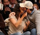 Mila Kunis y Ashton Kutcher, la pareja de moda que desata pasiones en el Staples