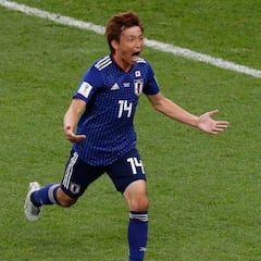 Inui: "En el Betis seguiré jugando como un chico de primaria"