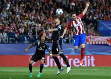 Kevin Gameiro and Sergio Ramos.