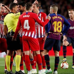 Costa se reencuentra con Gil Manzano... árbitro en el VAR