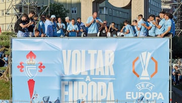 La Praza de América se quedó pequeña. “Moriba, quédate”, uno de los cánticos más repetidos. Caballero promete una estatua para Aspas.