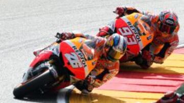 Pedrosa y Márquez momentos antes del incidente.