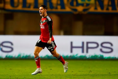 El centrocampista del equipo de Miranda de Ebro consiguió el mejor gol de la jornada, con permiso del conseguido por Pulido. Un robo de balón en el centro del campo, le dejó en la medular del campo con la opción de disparar a puerta y sorprender al guardameta canario, muy adalantado. El balón entró por la escuadra.