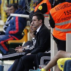 Neville: "Con Valverde me sentí un títere, Simeone me estranguló"