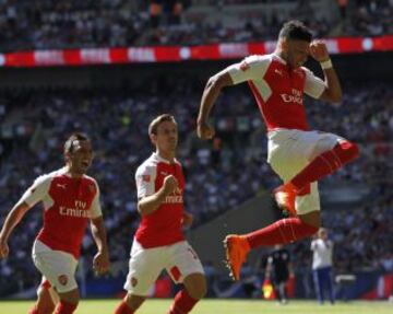 Arsenal se impuso por 1-0 al Chelsea, con gol de Oxlade-Chamberlain; y se quedó con la FA Community Shield por segundo año consecutivo.