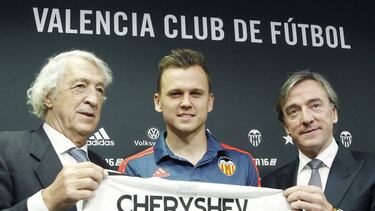 Denis Cheryshev taking in his new surroundings