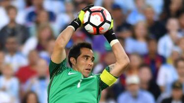 Bravo debe jugar ante México