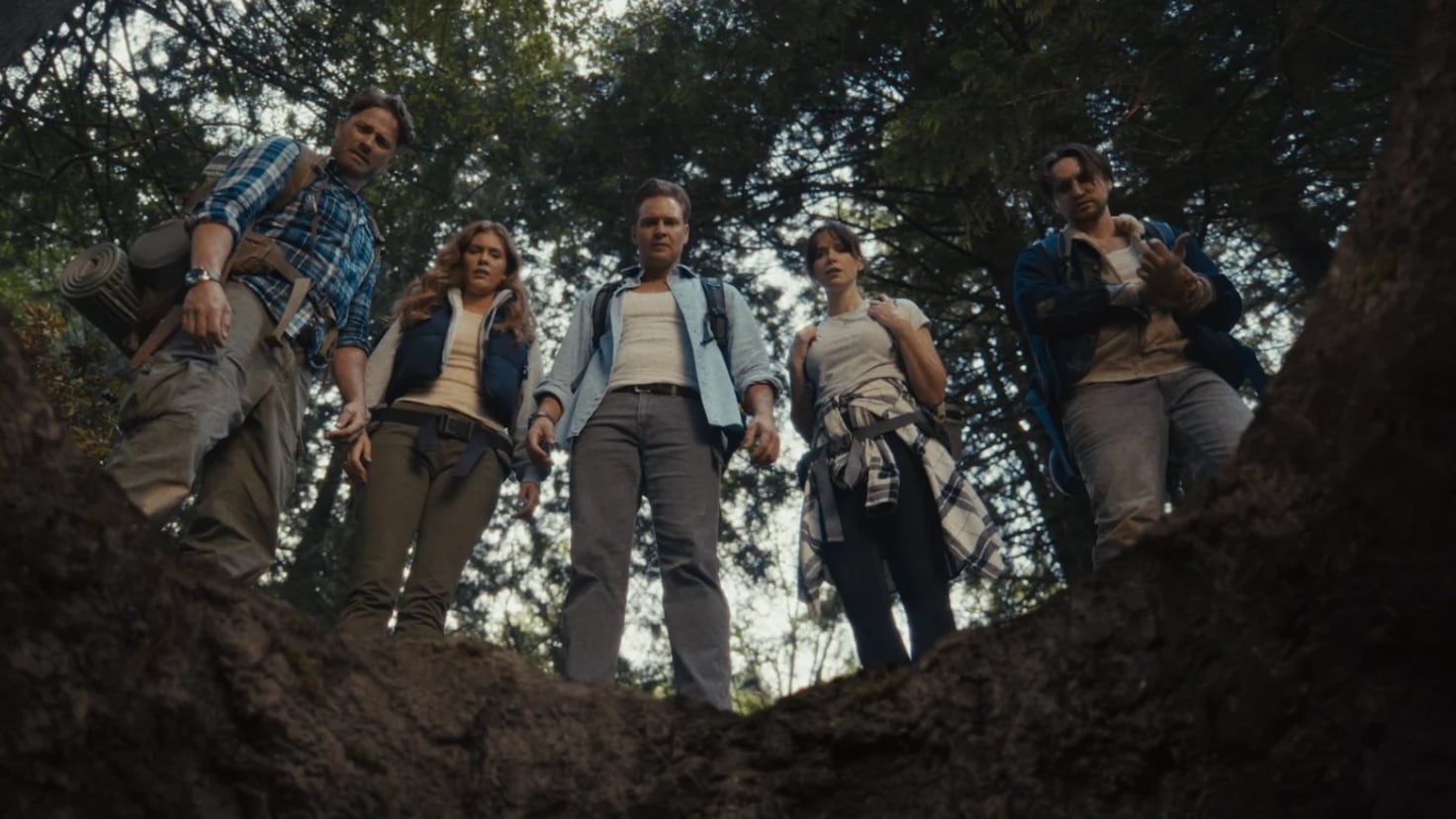 El primer tráiler de ‘Pitfall’ somete a unos excursionistas perdidos a ...