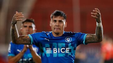 Comparte con Castillo en la UC y así describe su versión más desconocida: “Es auténtico; en el camarín...”