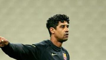 <B>POLÍTICA. </B>Las rotaciones alcanzan ya hasta a los que no son habituales, en este caso a Motta y a Iniesta.