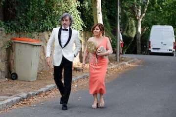 Natalia de la Vega y su marido, Carlos Escario, en la boda de David Summers y Christine Cambeiro.