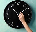 Cambio de hora en Chile 2024: cuándo se cambia, hay que adelantar o atrasar el reloj para el horario de verano