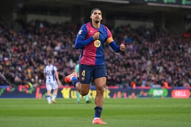 El central uruguayo volvió a ser titular y cumplió. Además de liderar la zaga, hizo un gol. Sin duda una buena noticia que Araújo vuelva a sumar ante un calendario exigente.