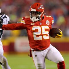 Clyde Edwards-Helaire se queda con los Kansas City Chiefs